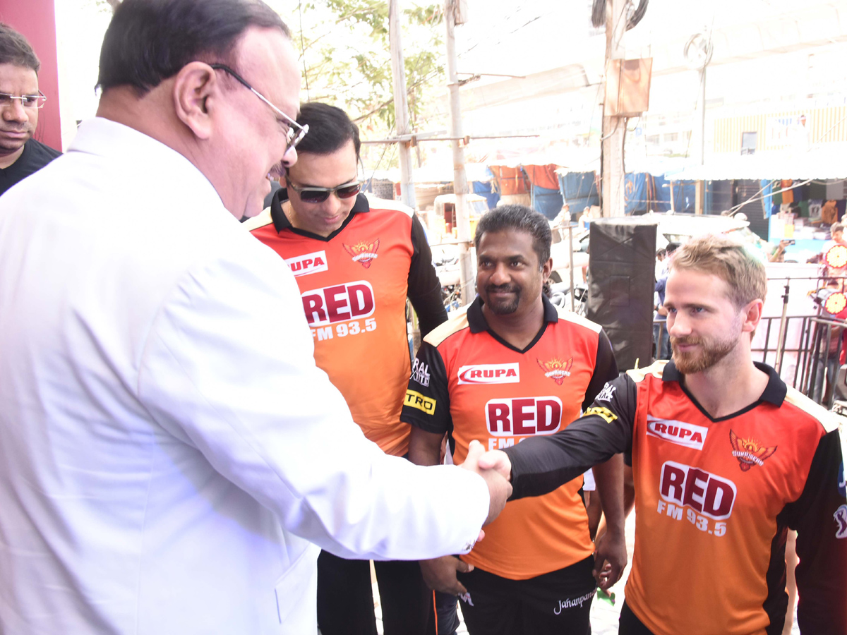 Sunrisers Team Inaugurate clothing store in Hyderabad - Sakshi4