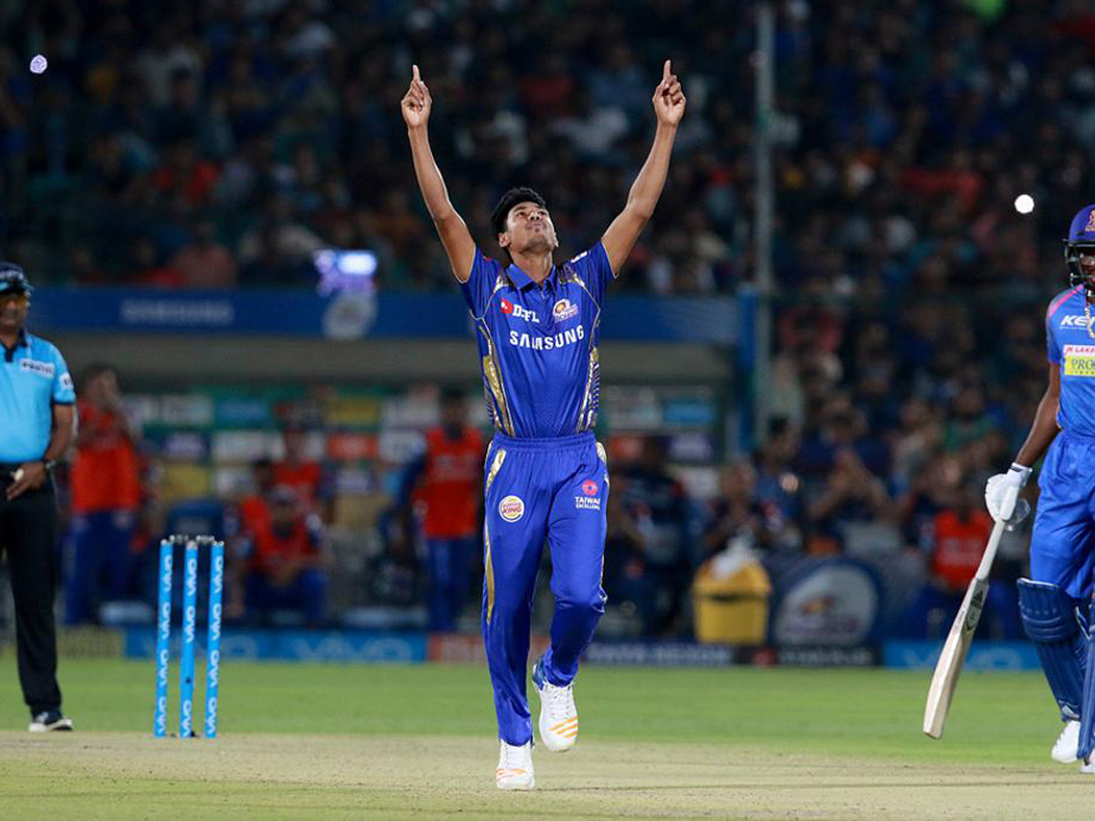 Rajasthan Royals beat Mumbai Indians by 3 wickets - Sakshi5