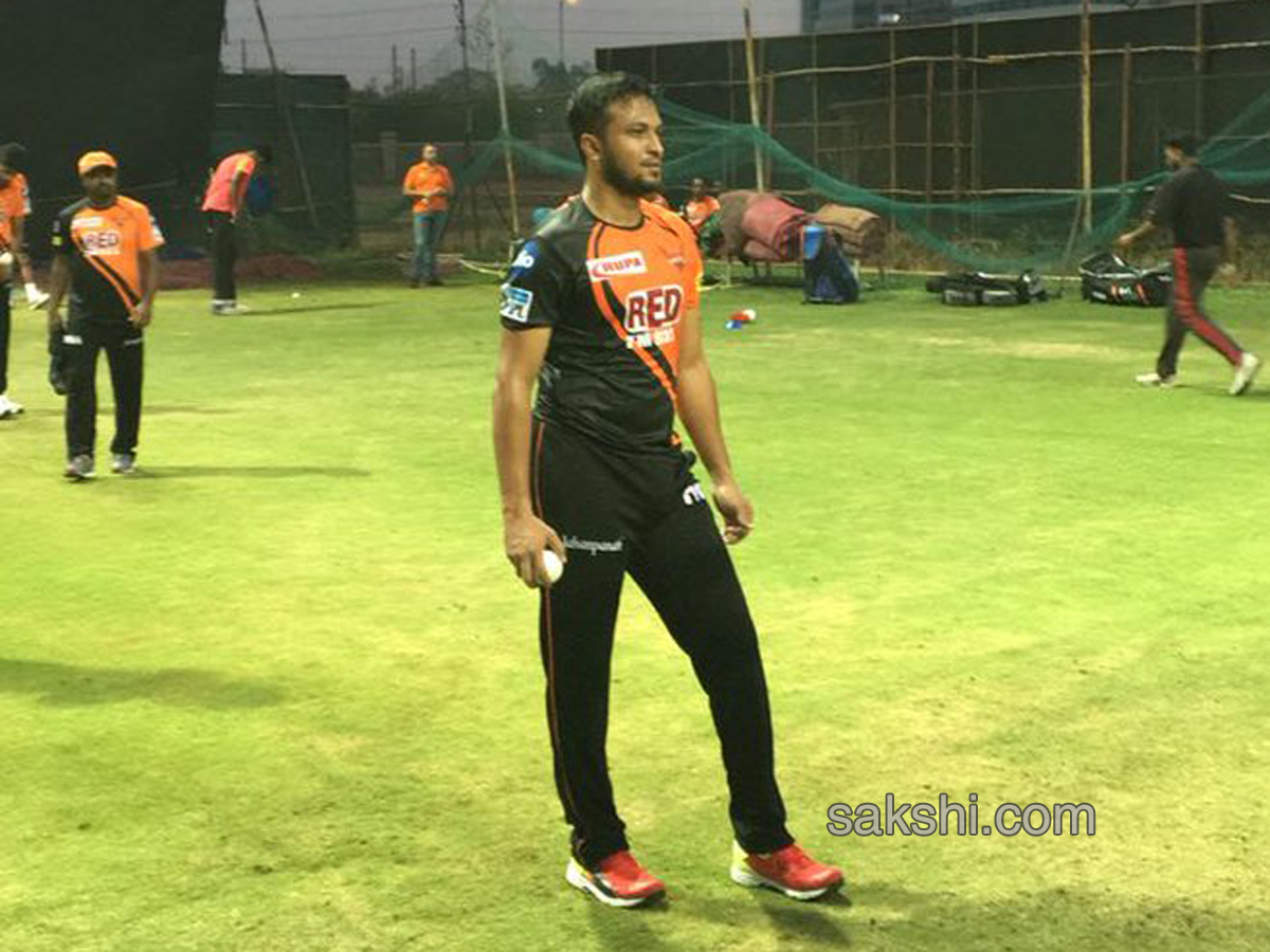 Sunrisers Hyderabad team practice session - Sakshi15