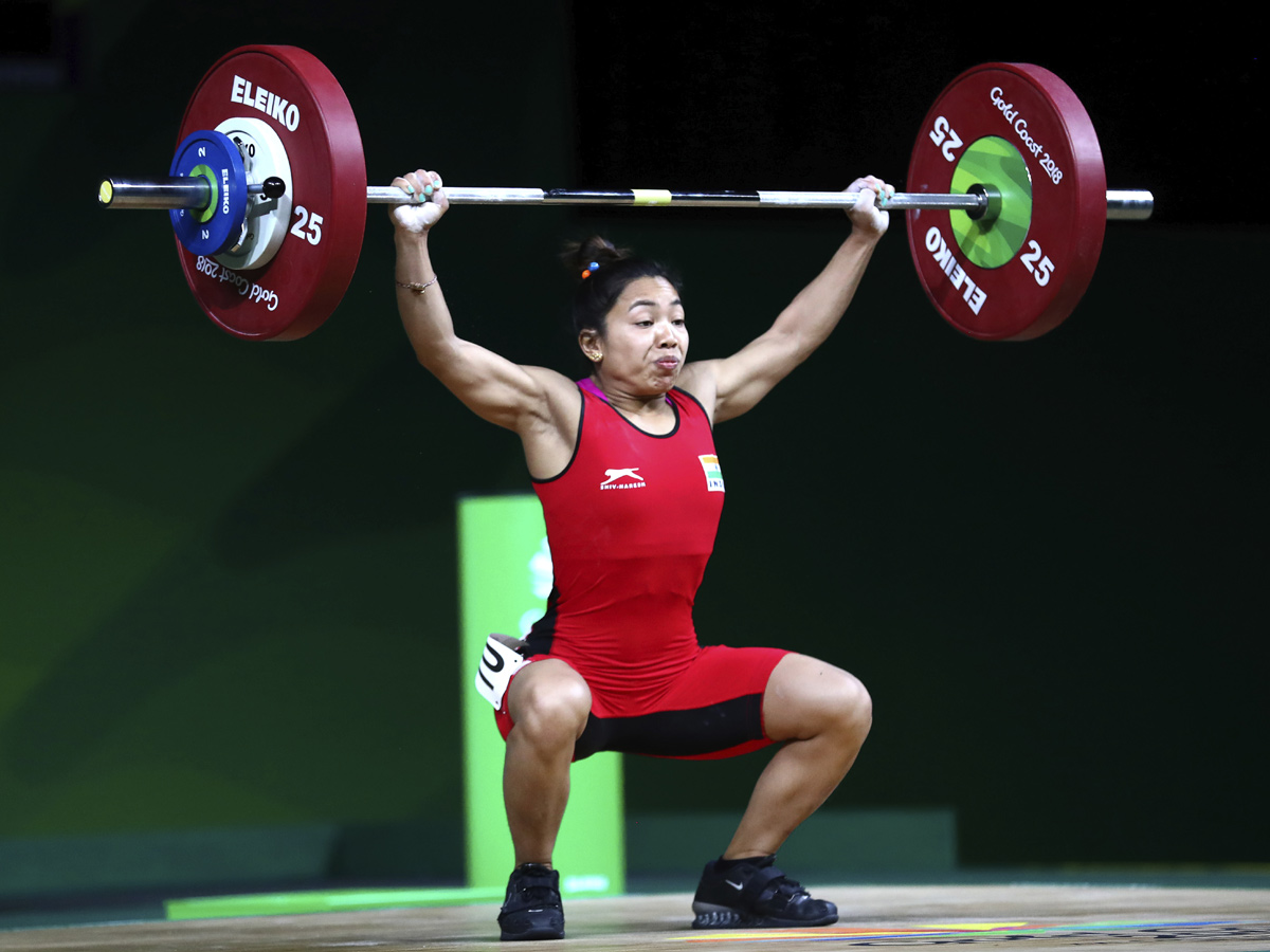 Weightlifter Mirabai Chanu wins gold medal in Commonwealth Games 2018 - Sakshi5