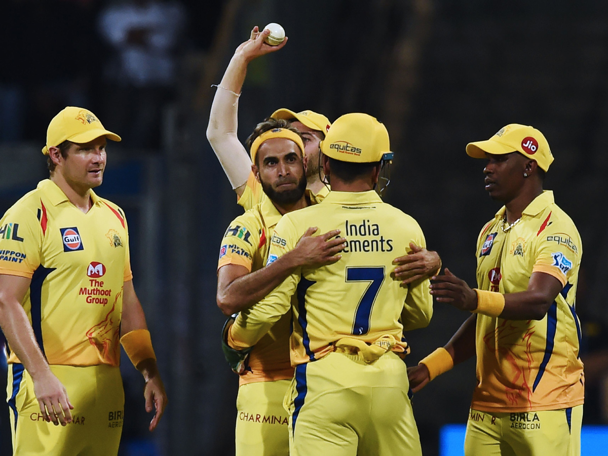 Chennai Super Kings beat Mumbai Indians by 1 wicket - Sakshi22