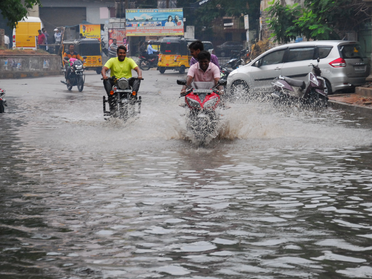 rain in hyderabad photo gallery - Sakshi9