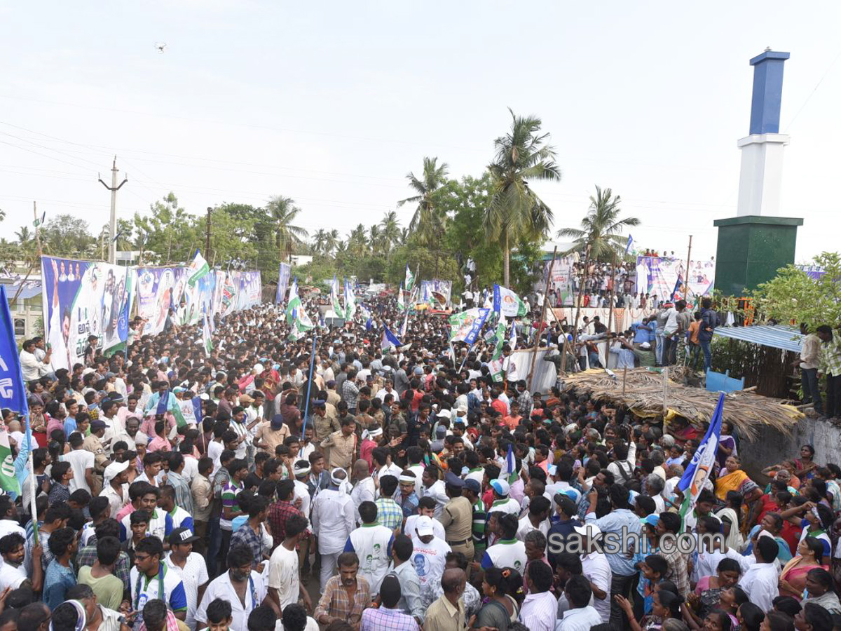 ys jagan praja sankalpa yatra reaches 2000 kms milestone - Sakshi6