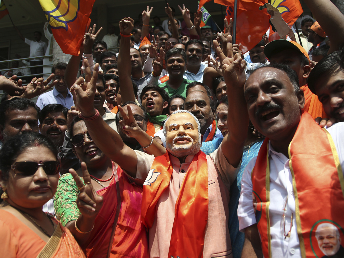 BJP Wins Karnataka - Sakshi3