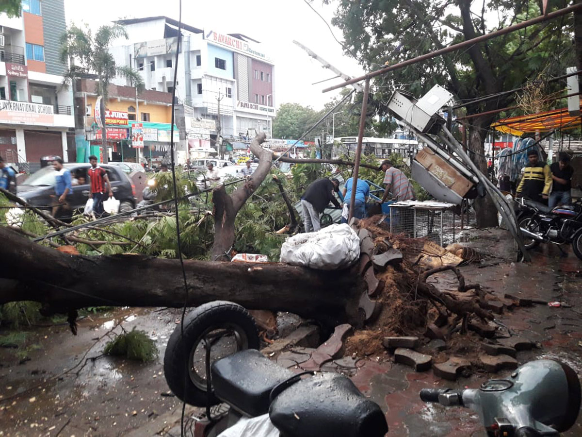 Heavy rain in hyderabad photo gallery - Sakshi28