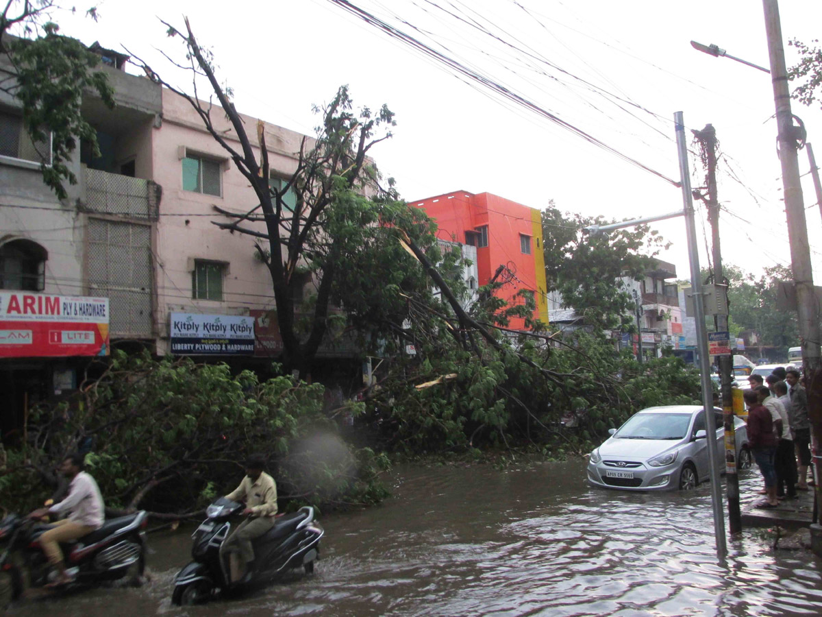 Heavy rain in hyderabad photo gallery - Sakshi3