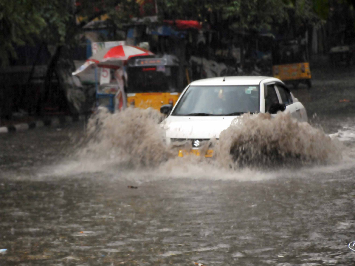 Heavy rain in hyderabad photo gallery - Sakshi34