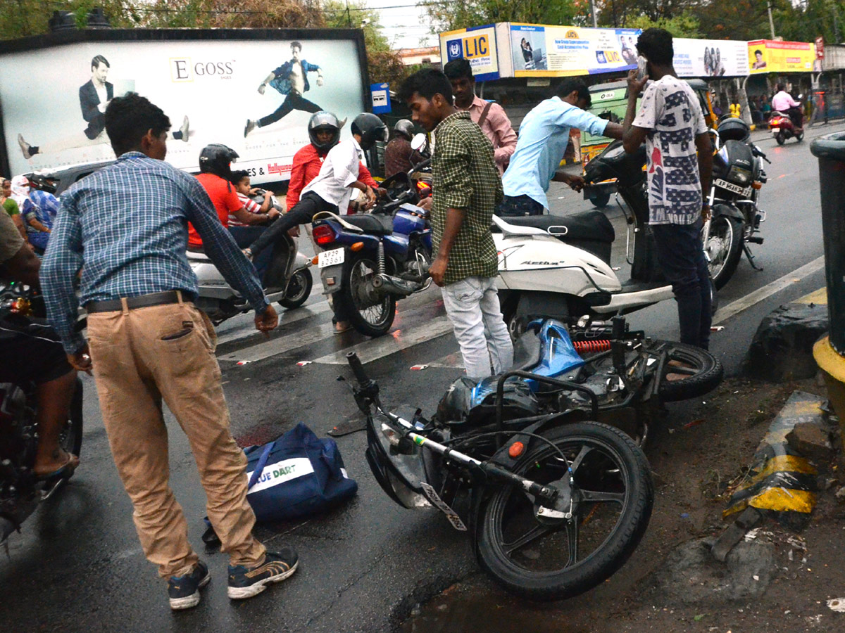 Heavy rain in hyderabad photo gallery - Sakshi6