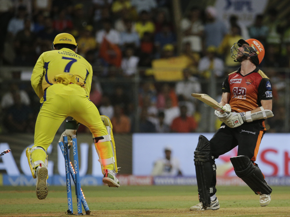 CSK vs SRH to win third IPL title photo gallery - Sakshi18