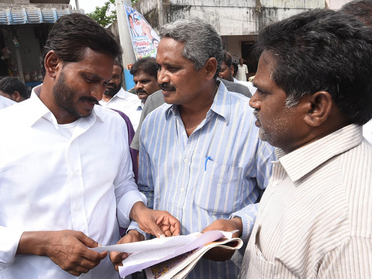 YS Jagan Padayatra photo gallery - Sakshi2