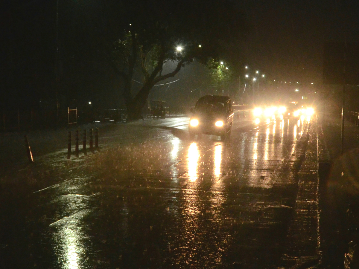 Heavy Rain in Hyderabad Photo Gallery - Sakshi20