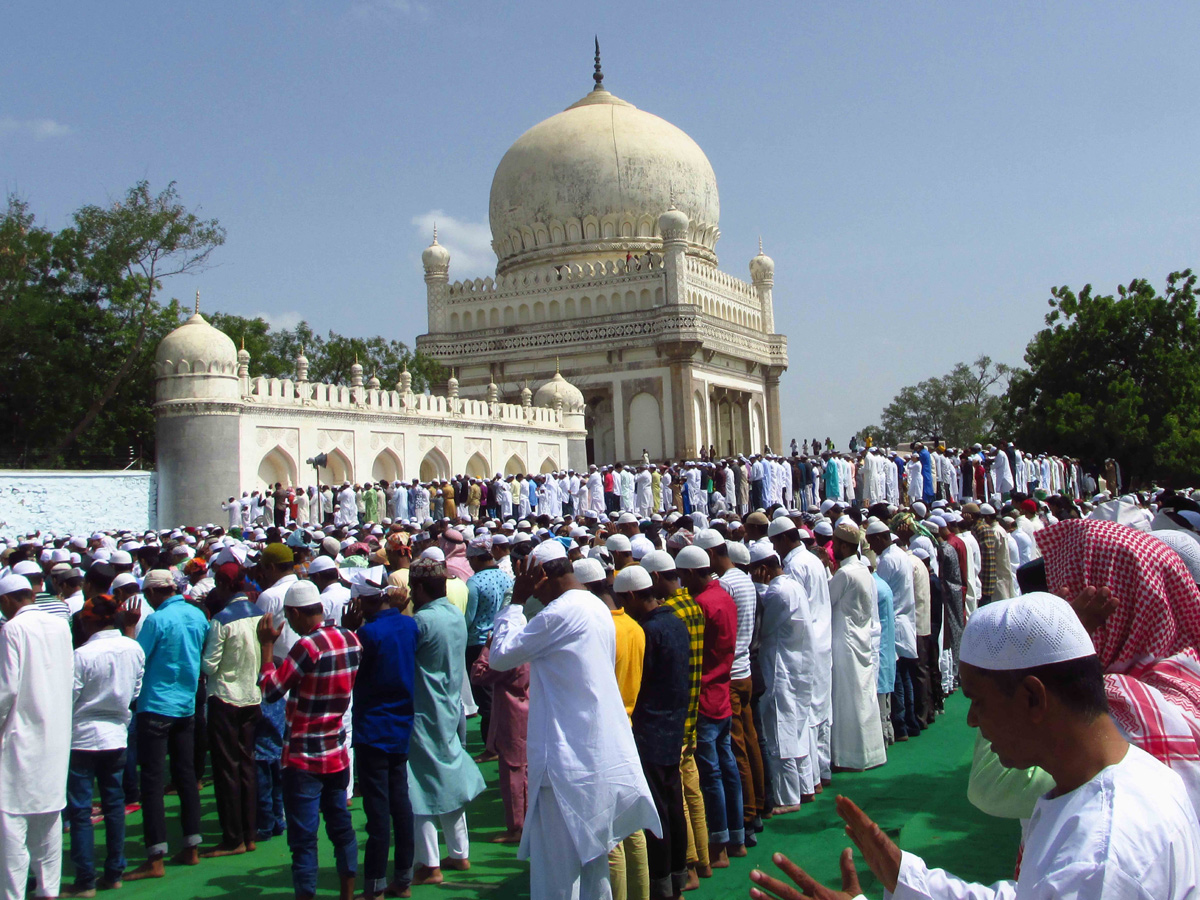 Ramzan Celebrations in Telugu States Photo Gallery - Sakshi31