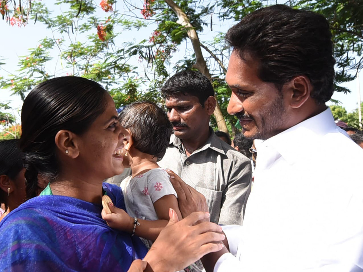 Ys jagan padayatra Photo Gallery - Sakshi2