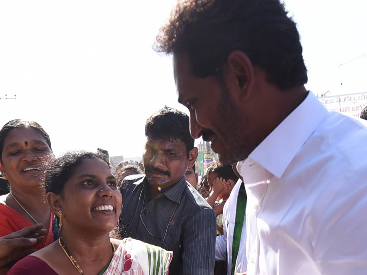 Ys jagan padayatra Photo Gallery - Sakshi13