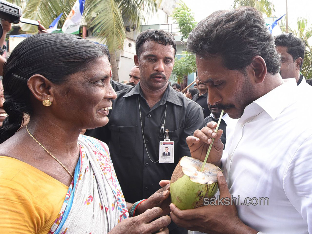 YS Jagan Padayatra 178th day Images in Palakollu - Sakshi18