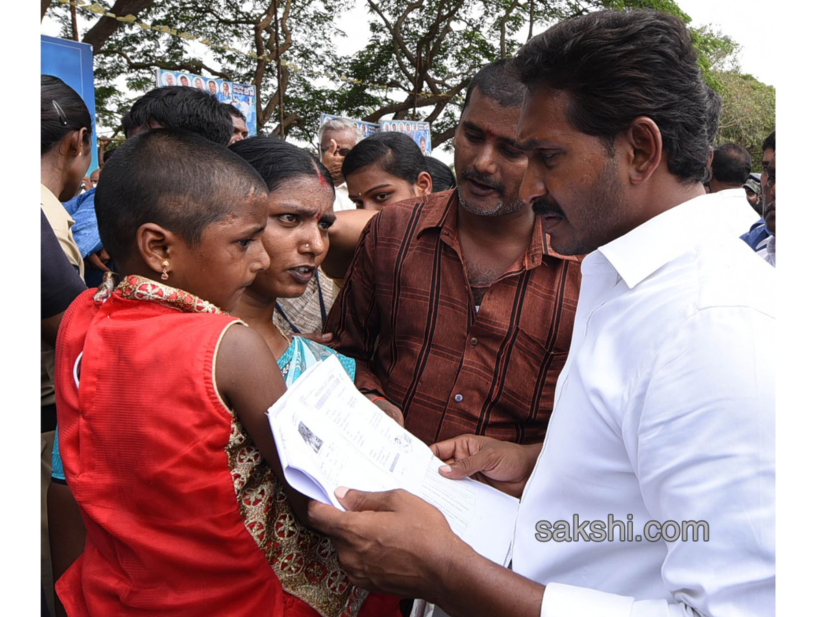 YS Jagan Padayatra 178th day Images in Palakollu - Sakshi20