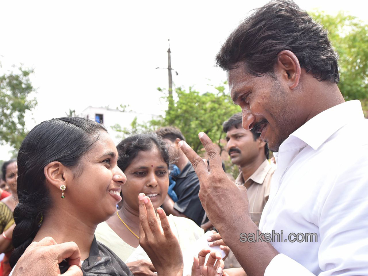 YS Jagan Padayatra 178th day Images in Palakollu - Sakshi21