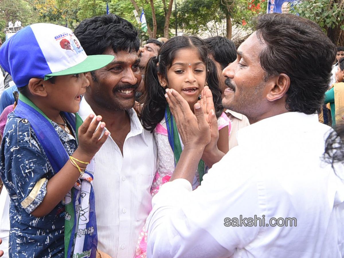 YS Jagan Padayatra 178th day Images in Palakollu - Sakshi9