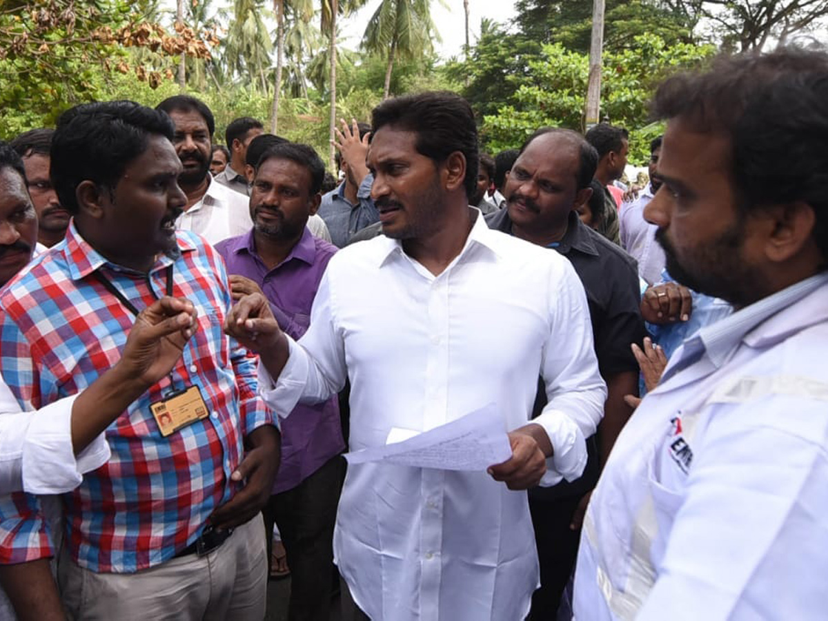 Ys jagan padayatra Photo Gallery - Sakshi12