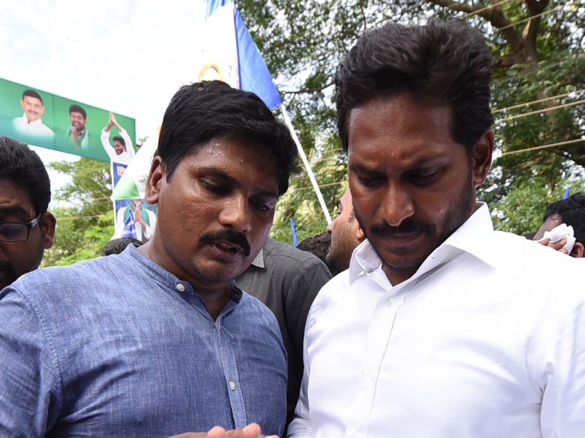 Ys jagan padayatra Photo Gallery - Sakshi7