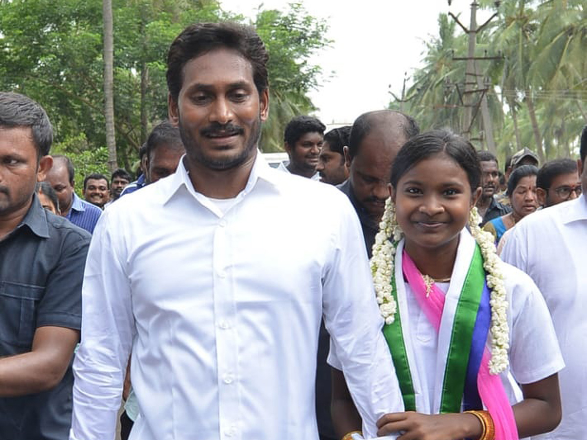 Ys jagan padayatra Photo Gallery - Sakshi11