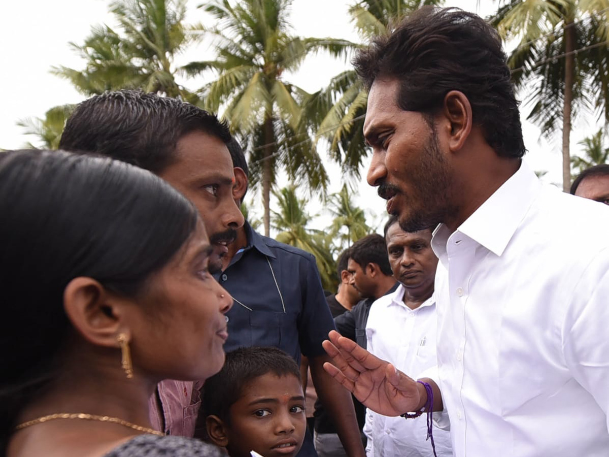 Ys jagan padayatra Photo Gallery - Sakshi13