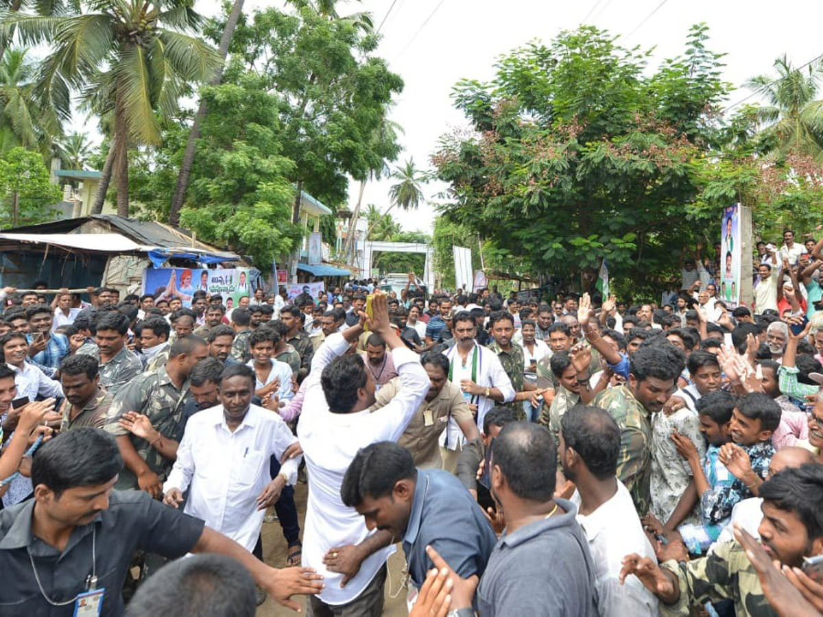 Ys jagan padayatra Photo Gallery - Sakshi7