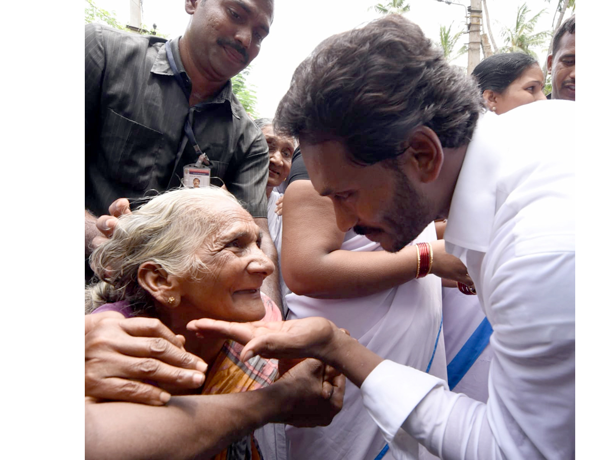 Ys jagan padayatra Photo Gallery - Sakshi26