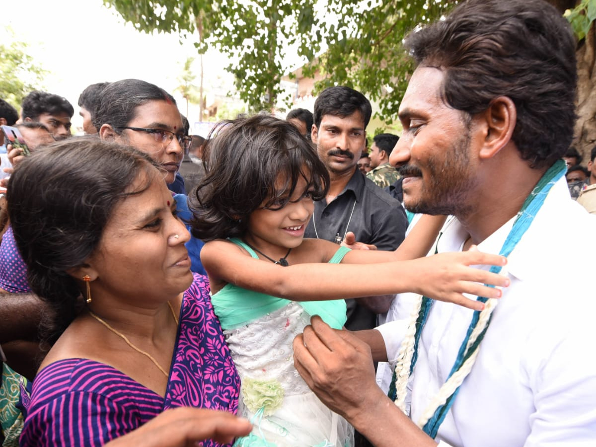 Ys jagan padayatra Photo Gallery - Sakshi29