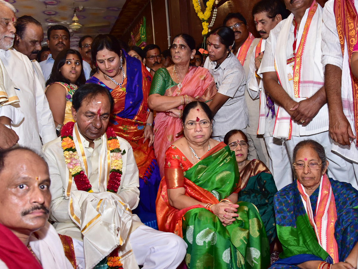 KCR to visit Kanaka Durga Temple in Vijayawada Photo Gallery - Sakshi12