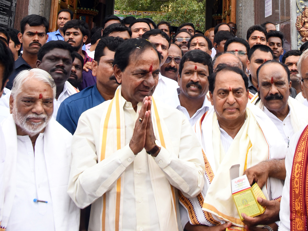 KCR to visit Kanaka Durga Temple in Vijayawada Photo Gallery - Sakshi14