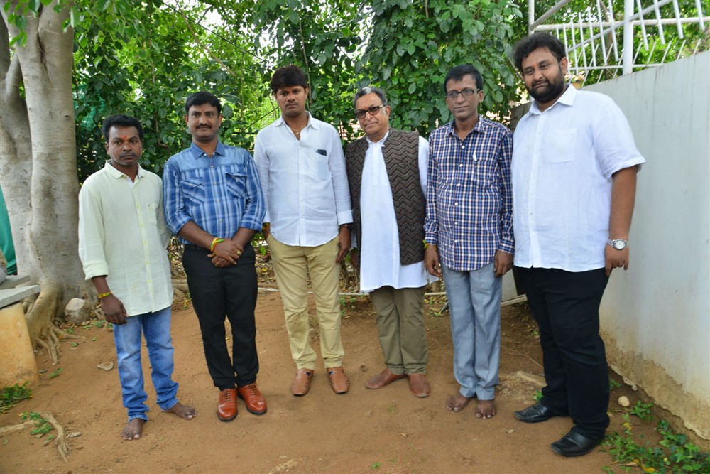 KCR Biopic Udhyama Simham Shooting Launch Photo Gallery - Sakshi7