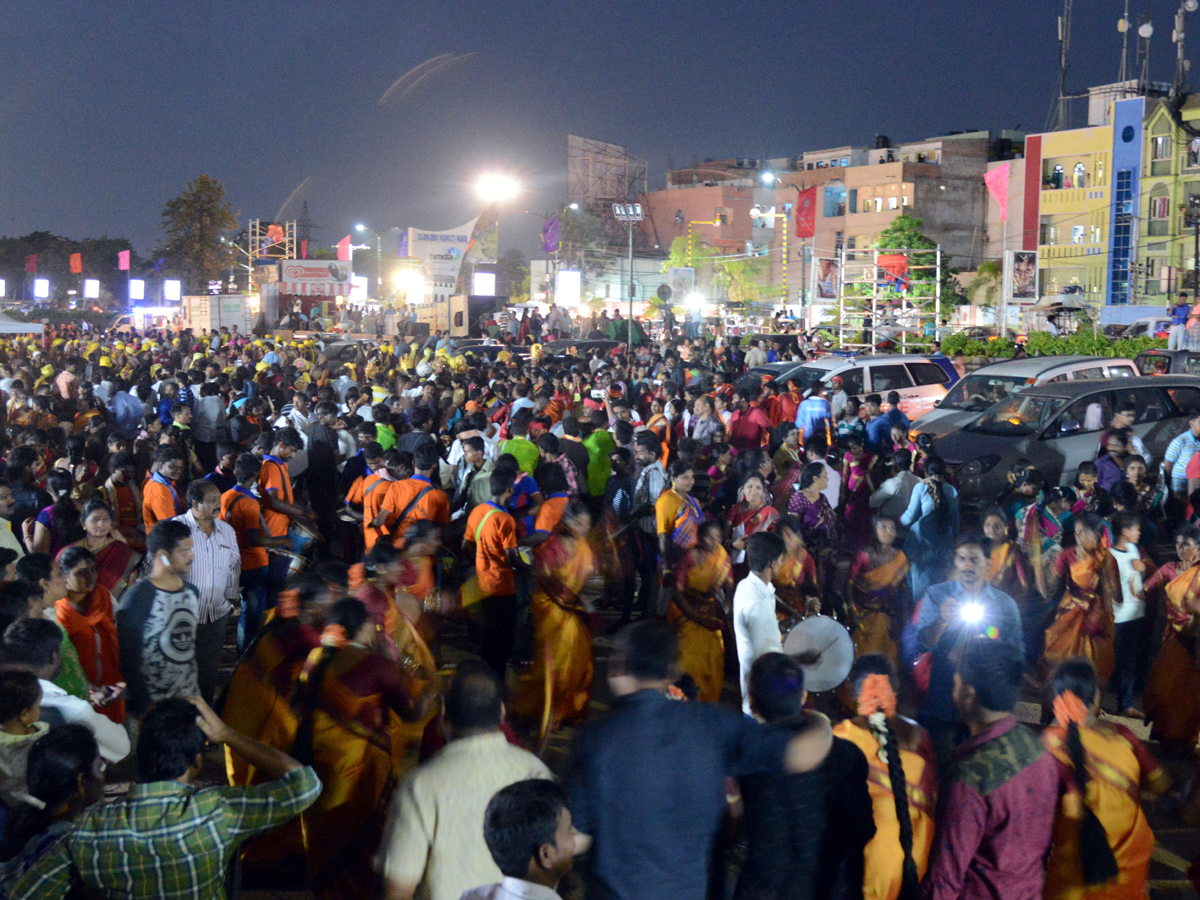 Telangana Cultural Carnival 2018 in Hyderabad Photo Gallery - Sakshi22