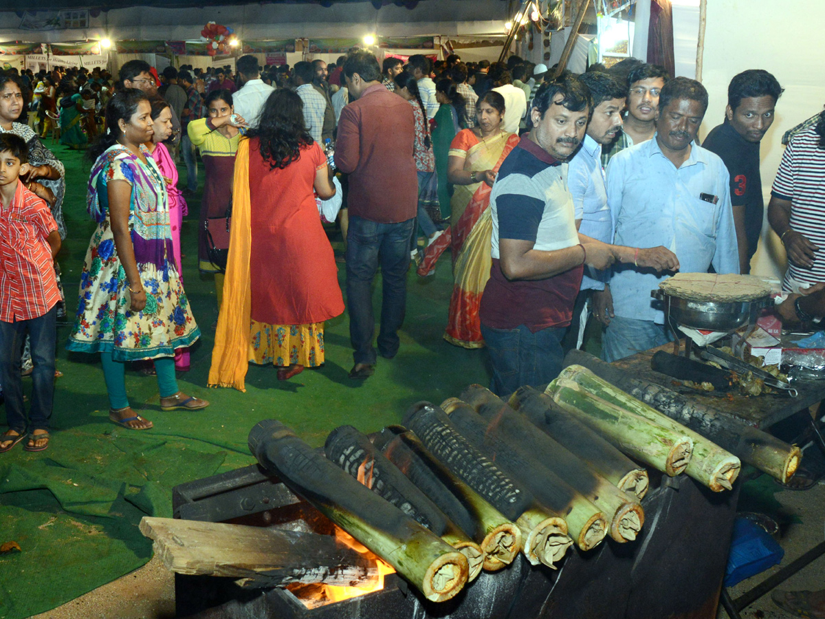 Telangana Cultural Carnival 2018 in Hyderabad Photo Gallery - Sakshi3