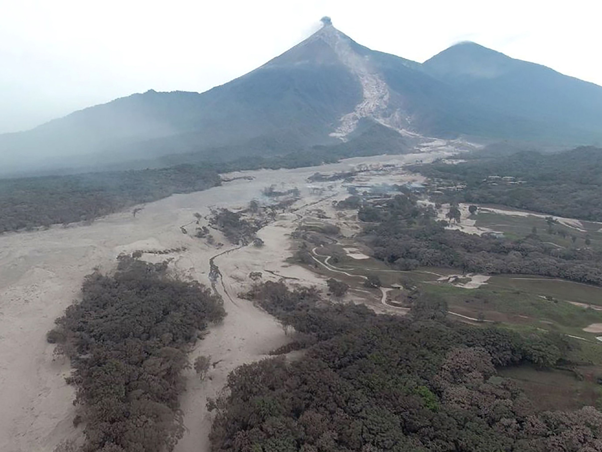 Volcano of Fire in Guatemala City Photo Gallery - Sakshi2