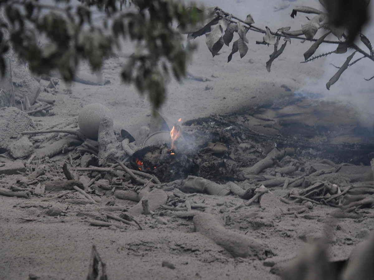 Volcano of Fire in Guatemala City Photo Gallery - Sakshi12