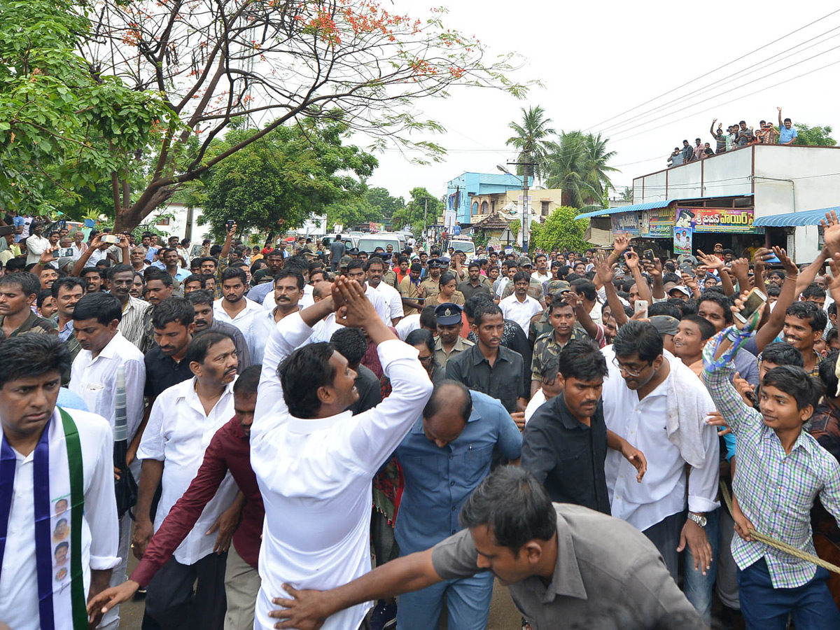 ys jagan padayatra photo gallery - Sakshi24