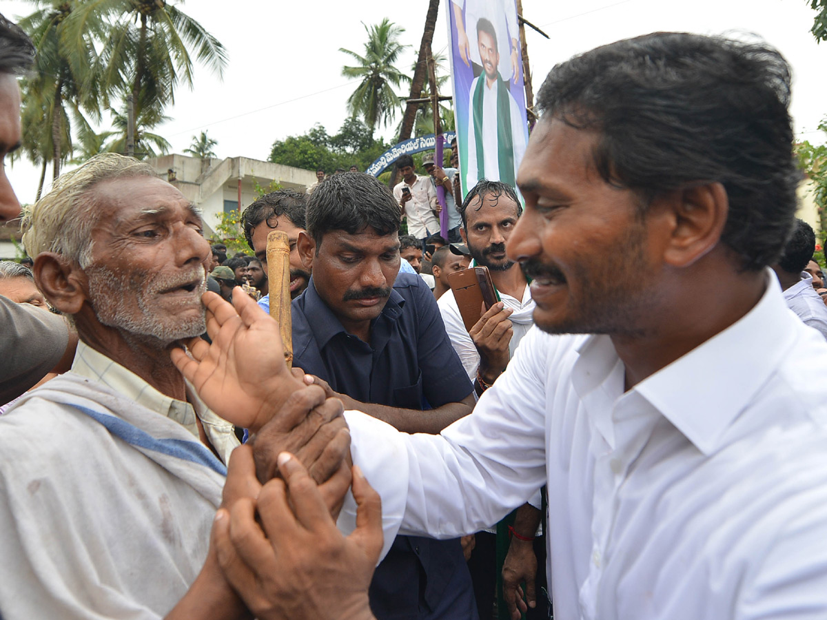 ys jagan padayatra photo gallery - Sakshi26