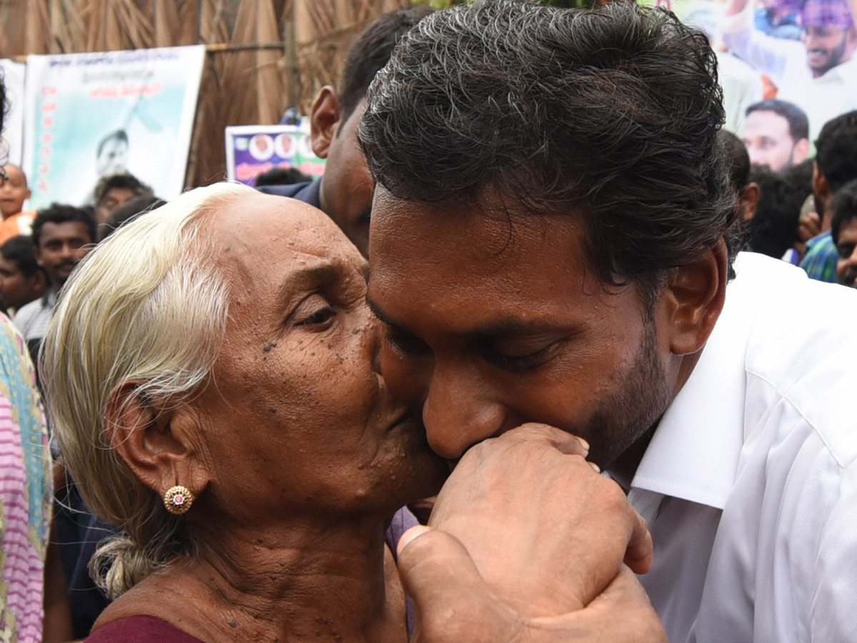 ys jagan padayatra photo gallery - Sakshi4