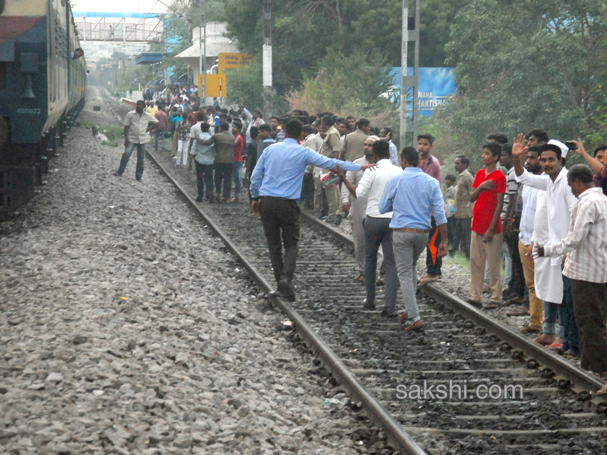  Fire breaks out at Secunderabad godown Photo Gallery - Sakshi9