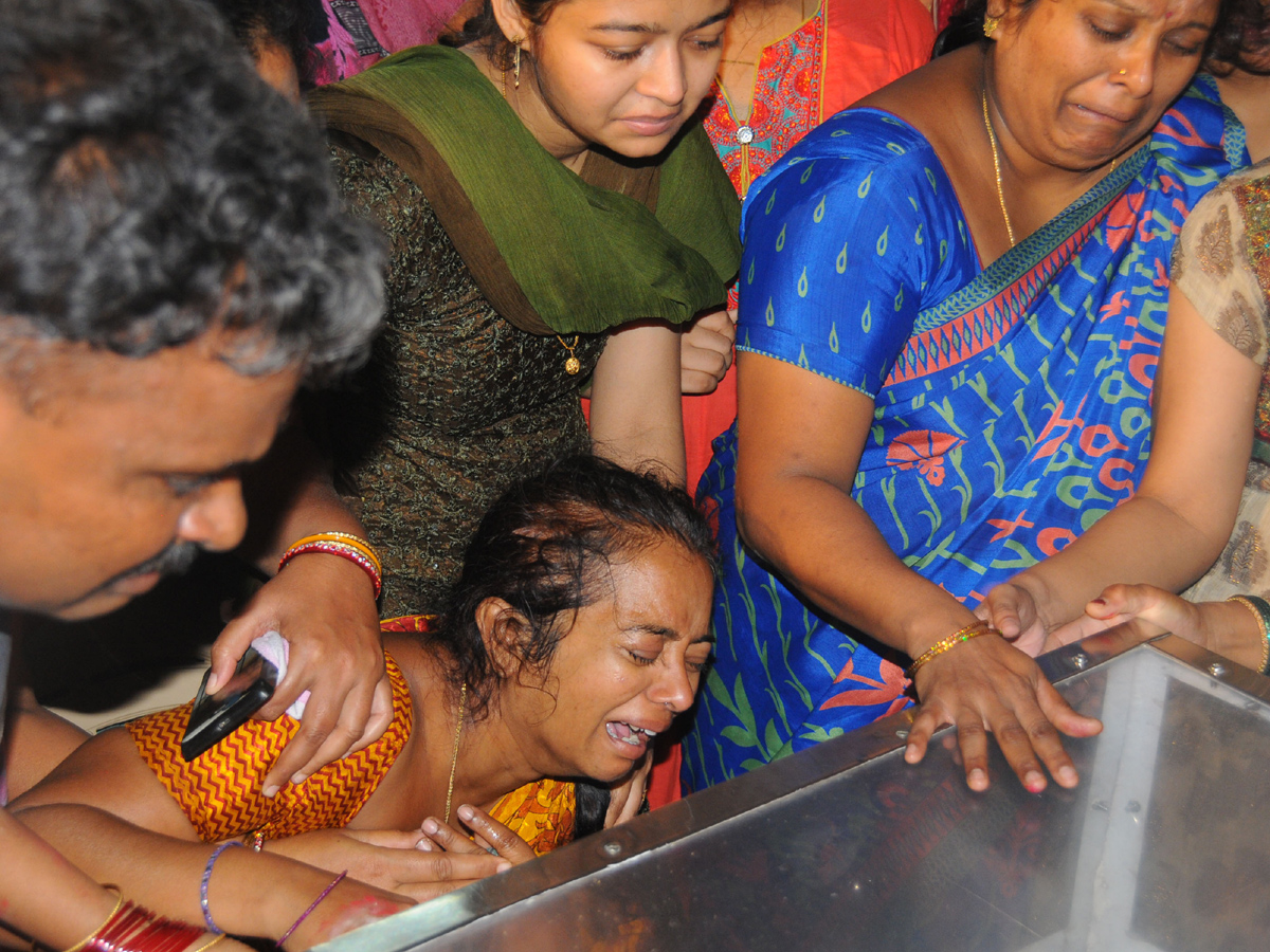 Funerals of Sharath Koppu at Warangal - Sakshi5