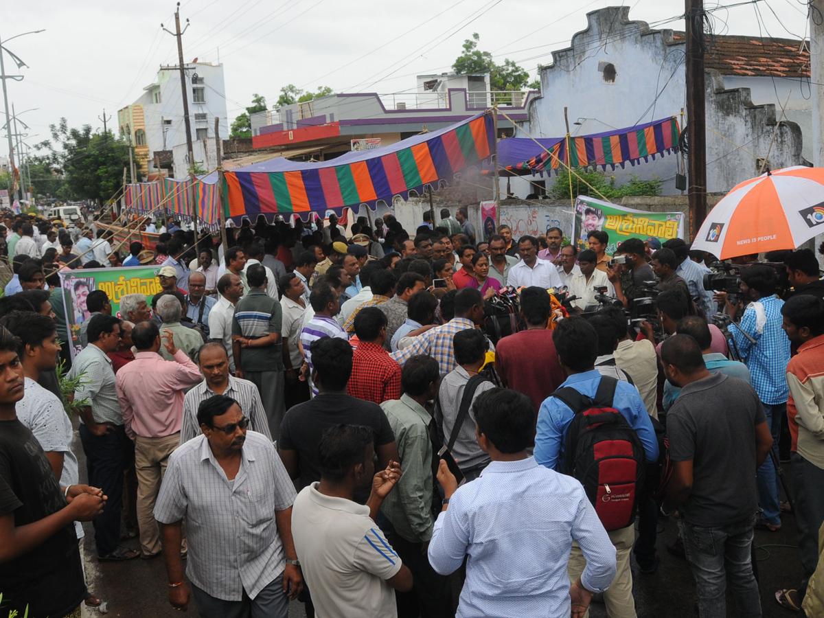 Funerals of Sharath Koppu at Warangal - Sakshi8