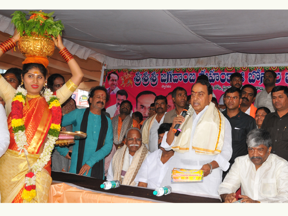 Golconda Bonalu Celebrations Photo Gallery - Sakshi19