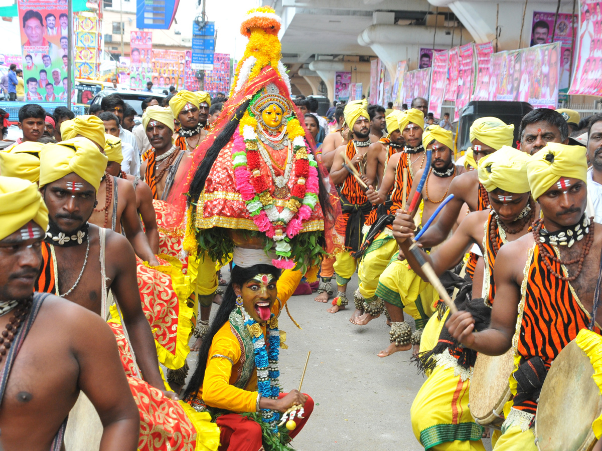 Golconda Bonalu Celebrations Photo Gallery - Sakshi20