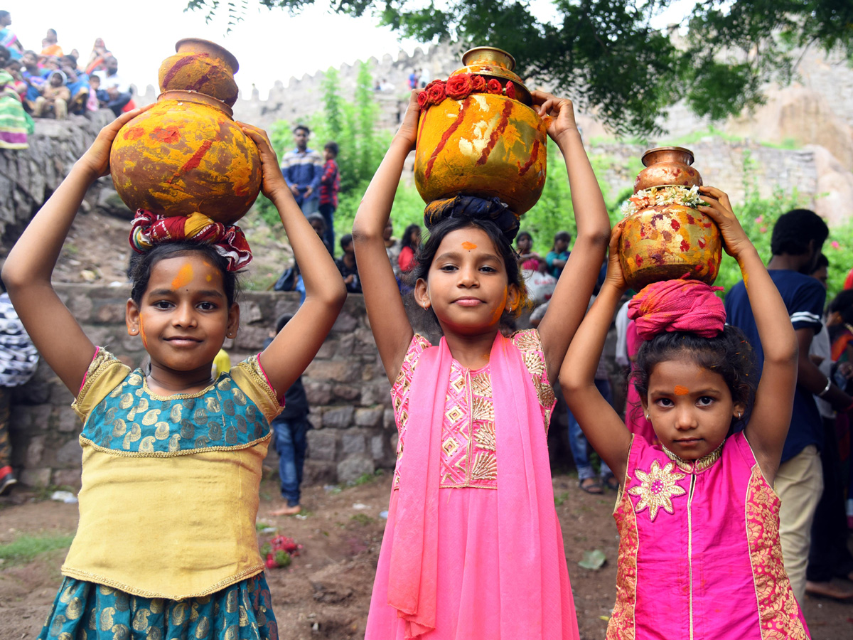 Golconda Bonalu Celebrations Photo Gallery - Sakshi25