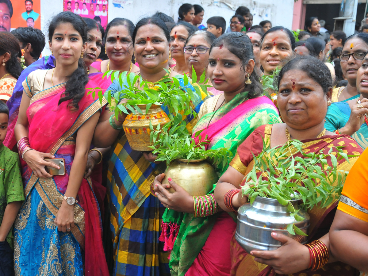 Golconda Bonalu Celebrations Photo Gallery - Sakshi3