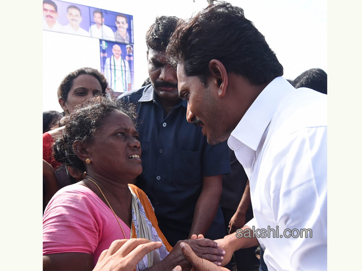 YS Jagan PrajaSankalpaYatra Day 213 Photo Gallery - Sakshi15