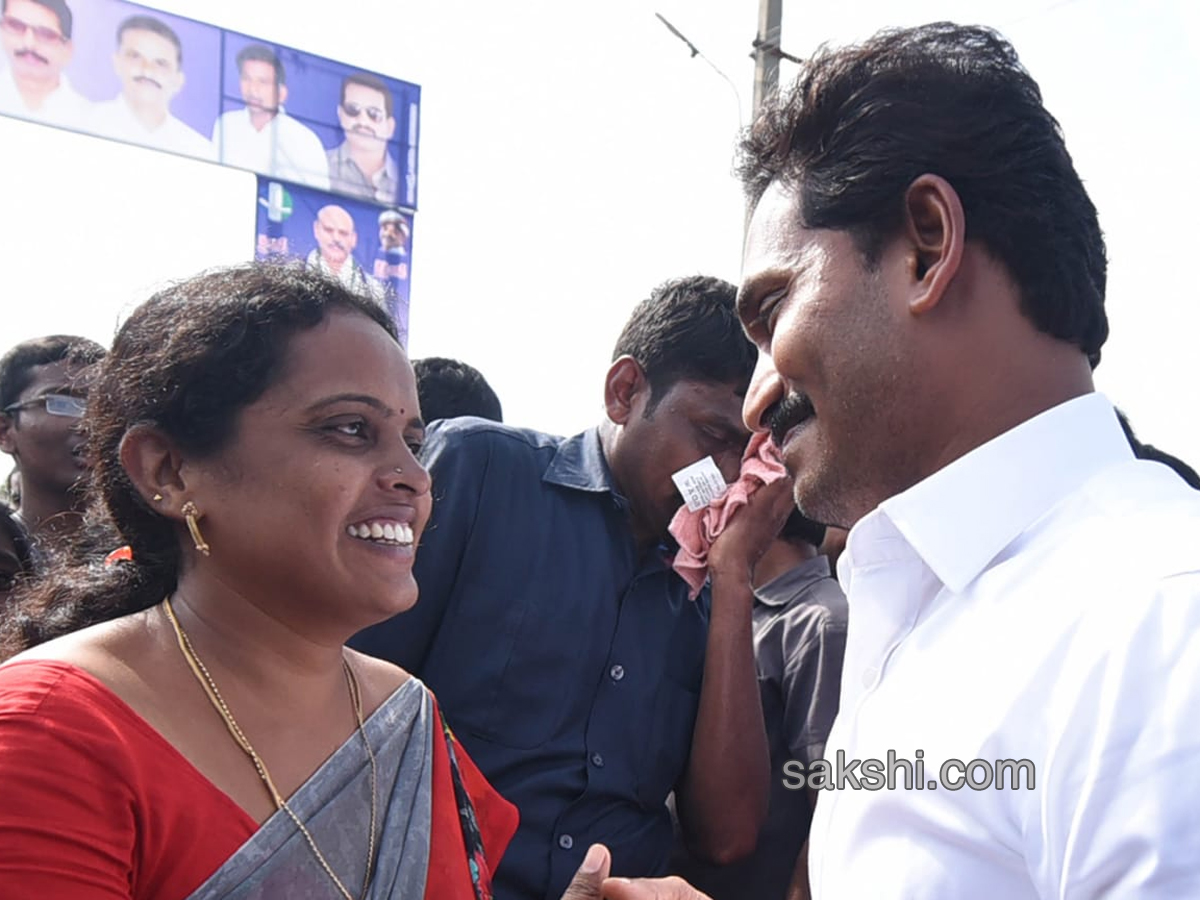 YS Jagan PrajaSankalpaYatra Day 213 Photo Gallery - Sakshi18