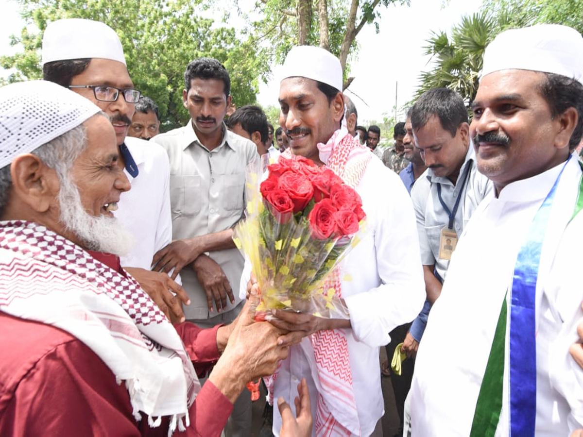 Ys Jagan Padayatra Day 214 Photo Gallery - Sakshi22