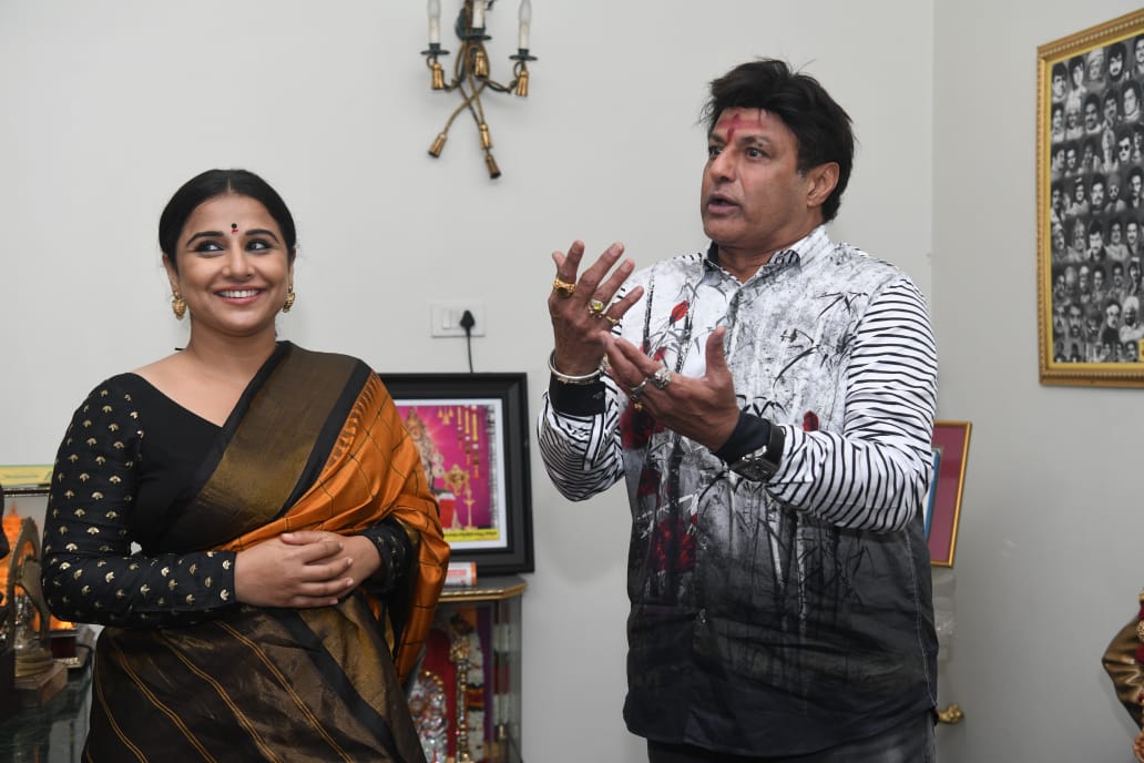 Vidya Balan Meets Balakrishna NTR Family Photo Gallery - Sakshi1